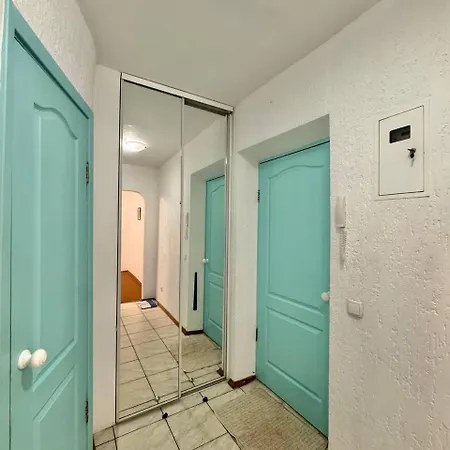 Apartment з 2-ма кімнатами в 5 хвилинах від м. печерська